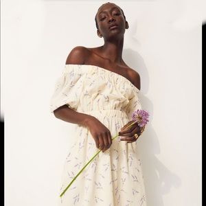 H&M Off the Shoulder Dress in Light Yellow/Lavender XL